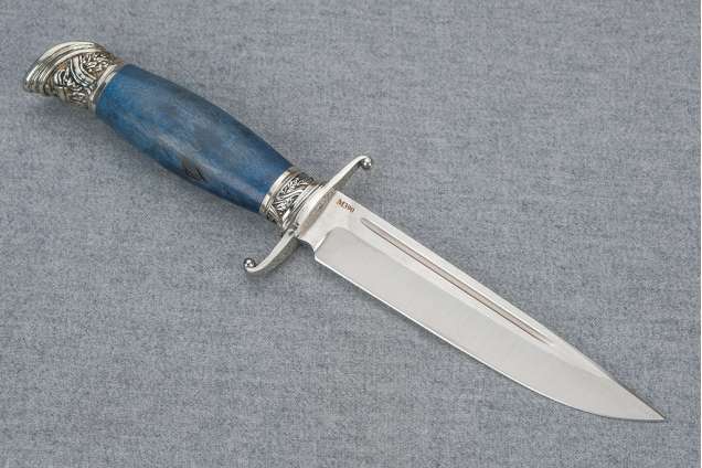 Нож Авторская Финка НКВД, сталь М390, мельхиор, стабилизированная карельская береза синяя, деревянные ножны