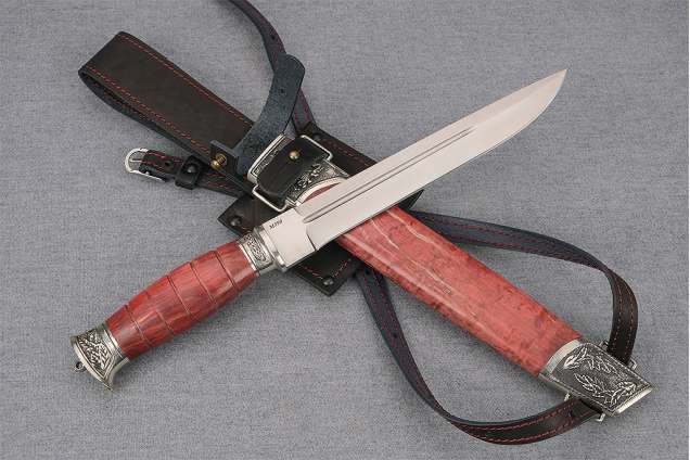 Нож "Пластунский" ( М390, стабилизированная карельская береза, деревянные ножны)