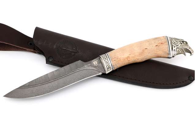 Нож "Охотник" (Булат, под камень, дол, художественное литье мельхиор, карельская береза)