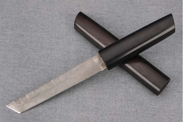 Нож "Танто" (Тигельный булат, художественное оформление под камень, деревянные ножны граб)
