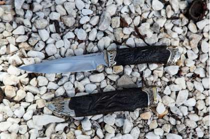 Нож "Каратель" (ELMAX, художественное литье мельхиор, граб резной) деревянные ножны