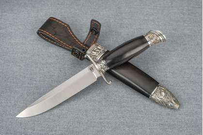 Нож "Авторская Финка-НКВД" (М398, художественное литье мельхиор, стабилизированный граб, деревянные ножны)